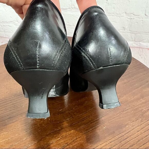 9N STUART WEITZMAN kitten heel square toe pumps Guc - Picture 7 of 11